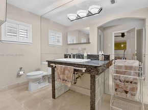 8704 Mahogany Ave, Plantation FL 33324