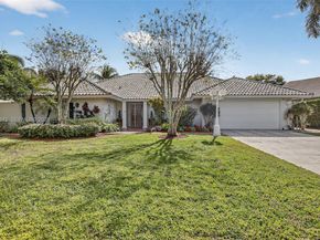 8704 Mahogany Ave, Plantation FL 33324