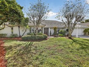 8704 Mahogany Ave, Plantation FL 33324