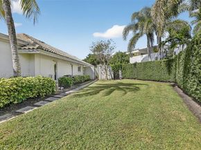 8704 Mahogany Ave, Plantation FL 33324