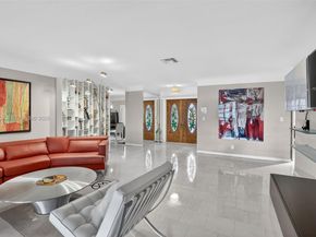 8704 Mahogany Ave, Plantation FL 33324