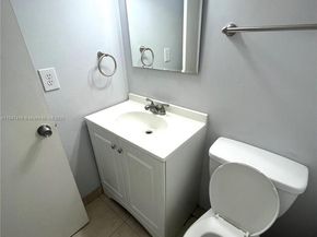 8404 W Sample Rd 131, Coral Springs FL 33065