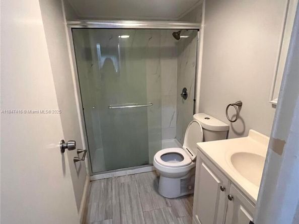 8404 W Sample Rd 131, Coral Springs FL 33065