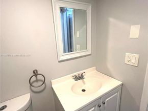 8404 W Sample Rd 131, Coral Springs FL 33065