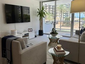 5700 Collins Ave 3C, Miami Beach FL 33140