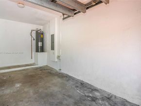 2250 NE 37th Rd, Homestead FL 33033