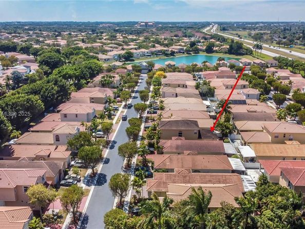 2250 NE 37th Rd, Homestead FL 33033