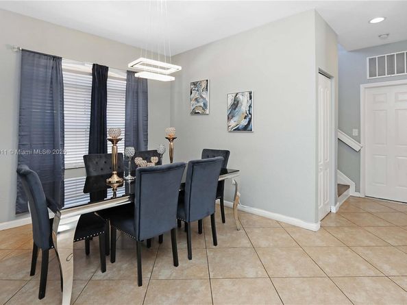 2250 NE 37th Rd, Homestead FL 33033