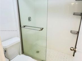 7100 NW 17 111, Plantation FL 33313