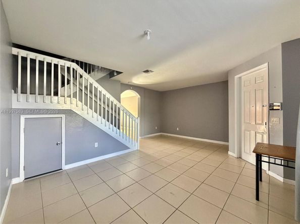 419 SE 32nd Ter, Homestead FL 33033