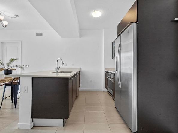 333 NE 24th St 812, Miami FL 33137