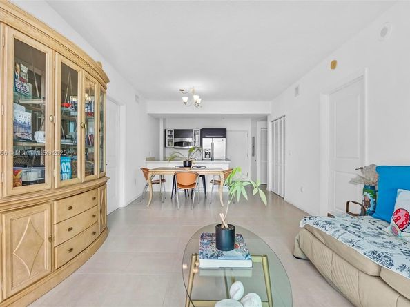 333 NE 24th St 812, Miami FL 33137