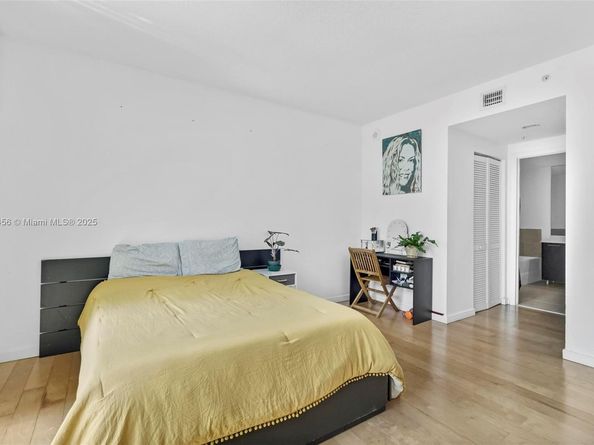 333 NE 24th St 812, Miami FL 33137