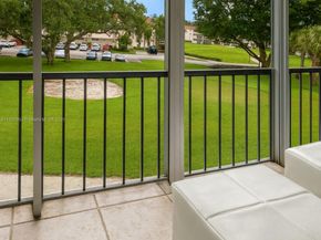 671 S Hollybrook Dr 302, Pembroke Pines FL 33025