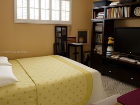 671 S Hollybrook Dr 302, Pembroke Pines FL 33025
