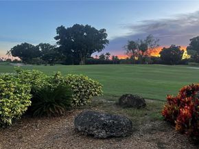 671 S Hollybrook Dr 302, Pembroke Pines FL 33025