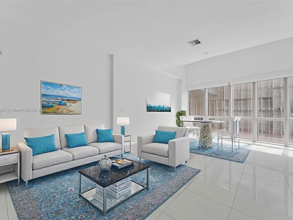 851 NE 1st ave 505, Miami FL 33132