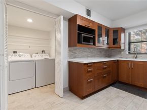 16401 Golf Club Rd 102, Weston FL 33326