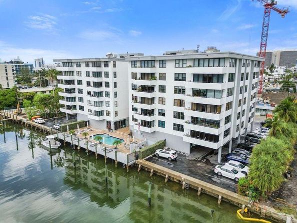 9660 W Bay Harbor Dr 3B, Bay Harbor Islands FL 33154