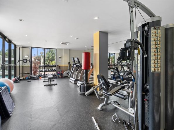 9660 W Bay Harbor Dr 3B, Bay Harbor Islands FL 33154