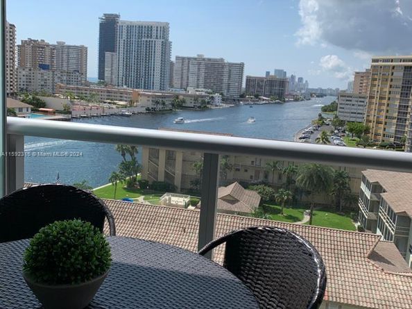 2602 E Hallandale Beach Blvd R805, Hallandale Beach FL 33009