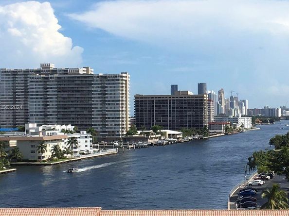 2602 E Hallandale Beach Blvd R805, Hallandale Beach FL 33009