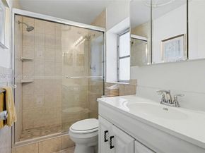 700 NE 14th Ave 501, Hallandale Beach FL 33009