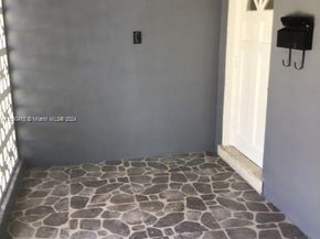 20600 NW 2nd Ct, Miami Gardens FL 33169