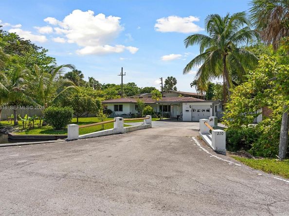 200 NW 33rd St, Oakland Park FL 33309