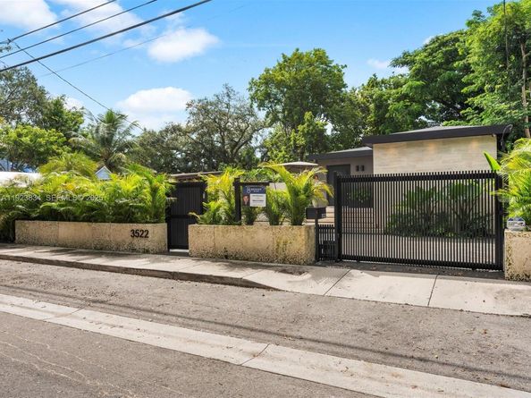 3522 William Ave, Miami FL 33133