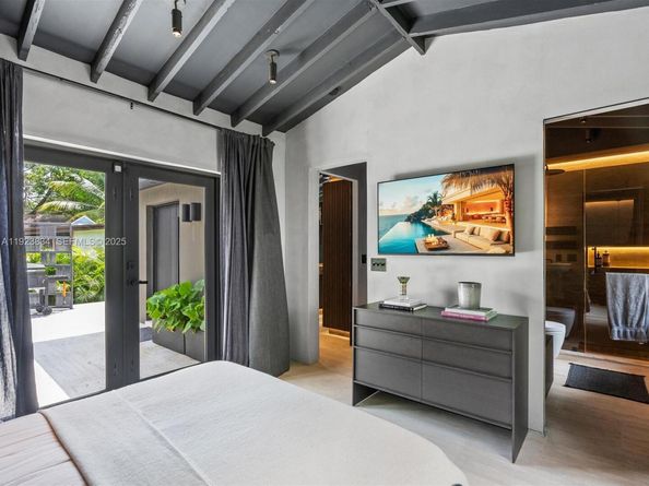 3522 William Ave, Miami FL 33133