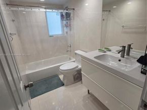 620 NE 12th Ave 101, Hallandale Beach FL 33009