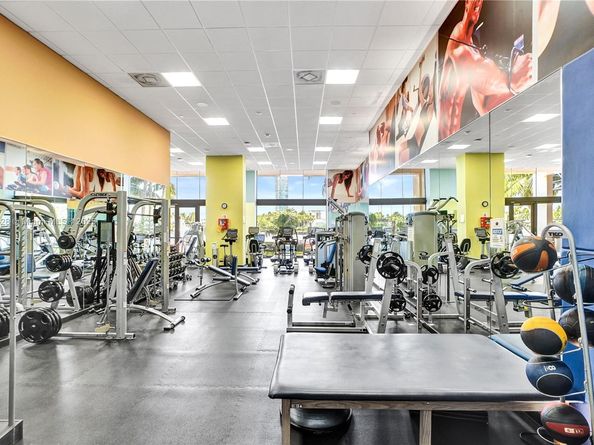 19667 Turnberry Way 7B, Aventura FL 33180