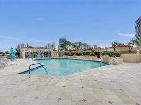 19667 Turnberry Way 7B, Aventura FL 33180