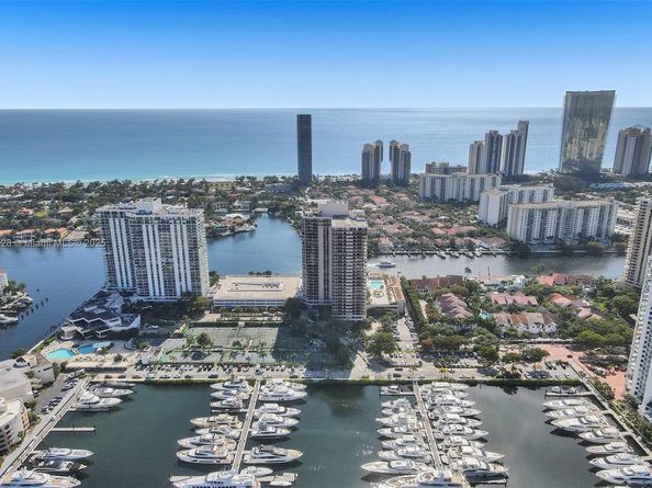 19667 Turnberry Way 7B, Aventura FL 33180