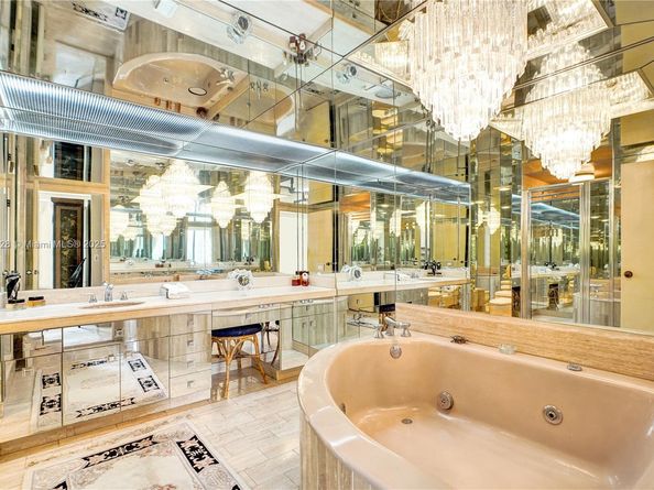 19667 Turnberry Way 7B, Aventura FL 33180