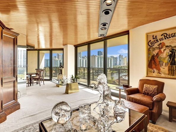 19667 Turnberry Way 7B, Aventura FL 33180