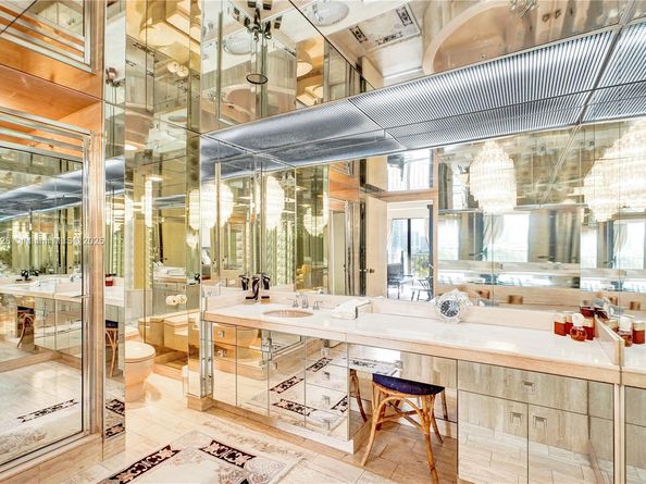 19667 Turnberry Way 7B, Aventura FL 33180