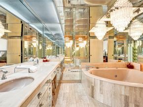 19667 Turnberry Way 7B, Aventura FL 33180