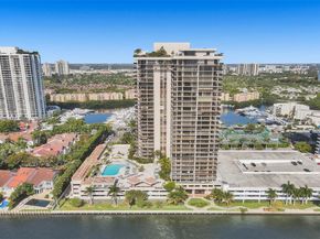 19667 Turnberry Way 7B, Aventura FL 33180