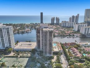 19667 Turnberry Way 7B, Aventura FL 33180