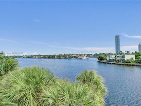 19667 Turnberry Way 7B, Aventura FL 33180