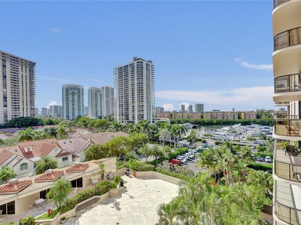 19667 Turnberry Way 7B, Aventura FL 33180