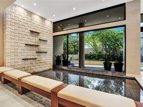 19667 Turnberry Way 7B, Aventura FL 33180