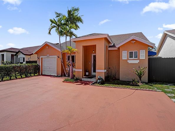 24952 SW 129th Pl, Homestead FL 33032