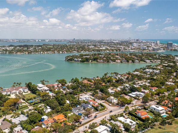 5978 Alton Rd, Miami Beach FL 33140