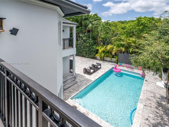 5978 Alton Rd, Miami Beach FL 33140