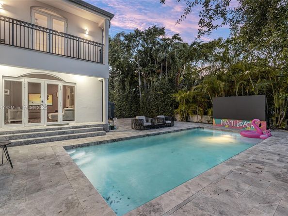 5978 Alton Rd, Miami Beach FL 33140