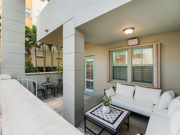 618 Valencia Ave 101, Coral Gables FL 33134