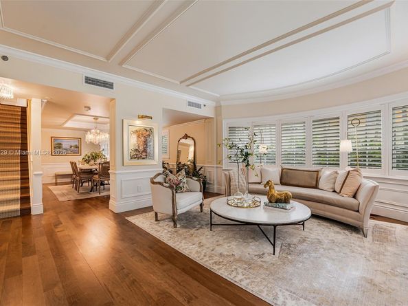618 Valencia Ave 101, Coral Gables FL 33134